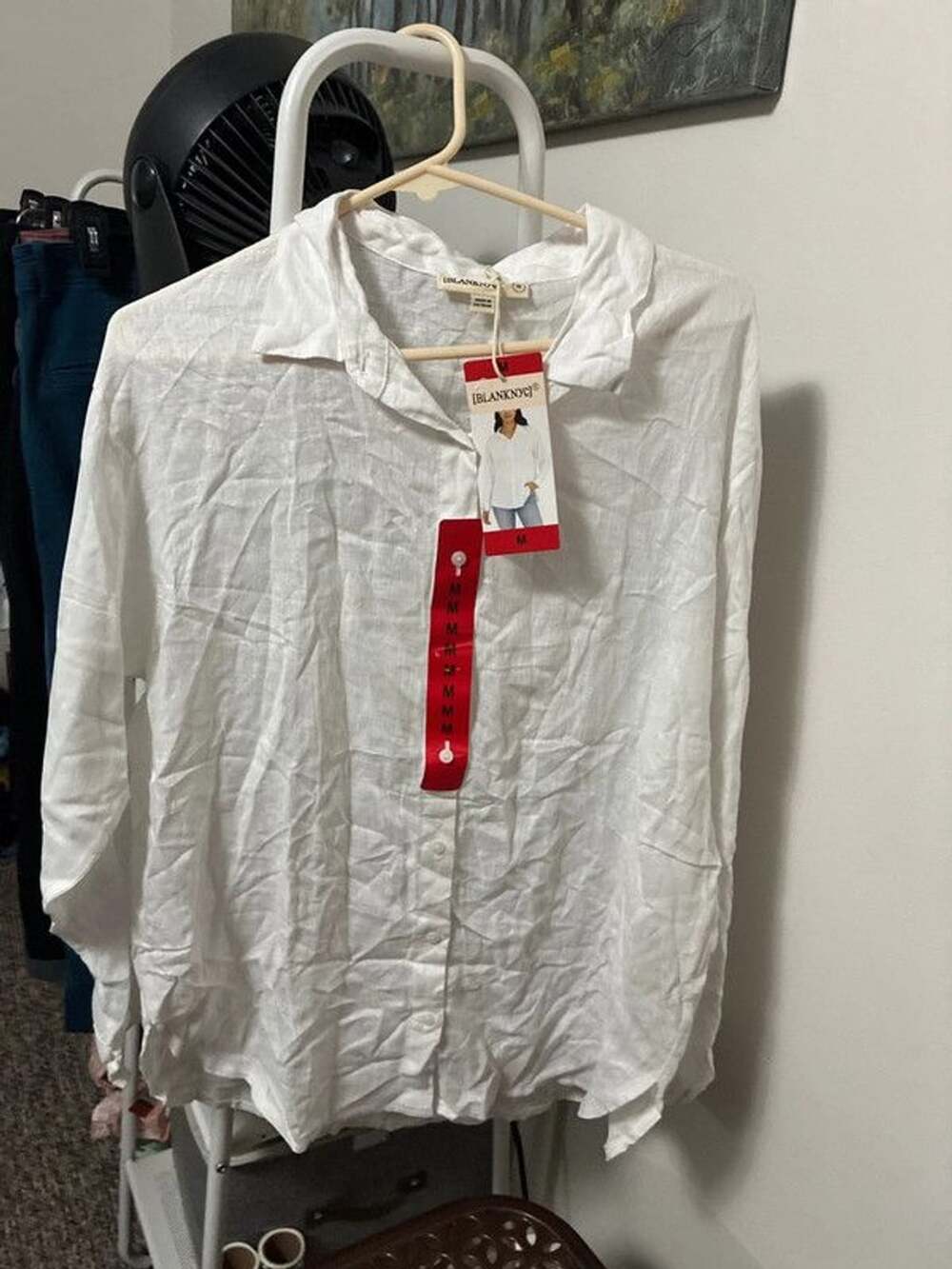 Women’s medium nwt white linen blend button down blanknyc